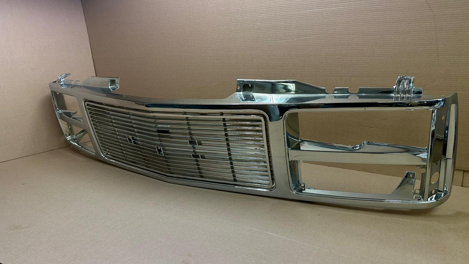 Custom GMC Yukon  All Styles Grill (1988 - 1993) - $180.00 (Part #GM-009-GR)